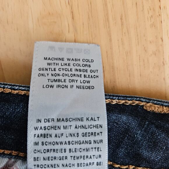 True Religion Knee Length Denim Jean Short Sz 33 - Picture 8 of 9